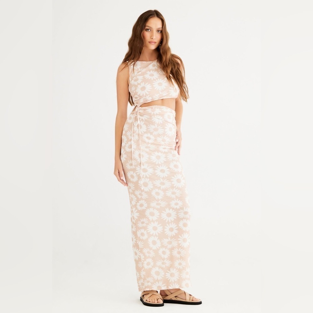 NWT Rumer Isla Cut Out Maxi - Picture 4 of 10